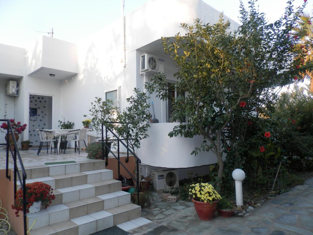 Silvi Mari Apartments Platanias Extérieur photo