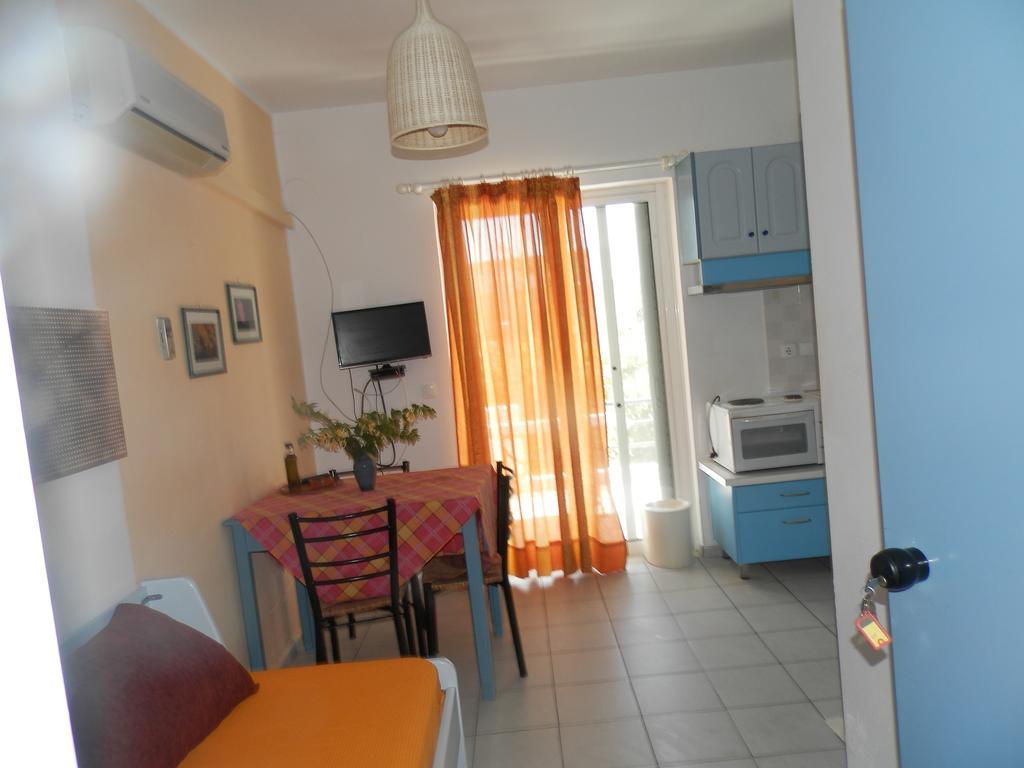 Silvi Mari Apartments Platanias Extérieur photo